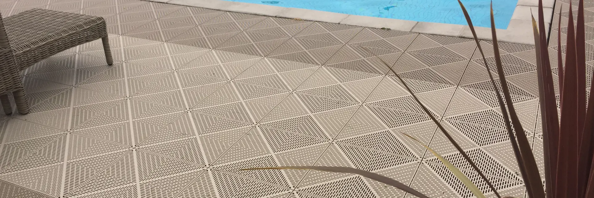 Bergo Flooring pool area Bergo Unique Sand Cedarwood (2)