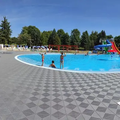 Bergo Flooring pool area Bergo Unique Silvergrey (2)