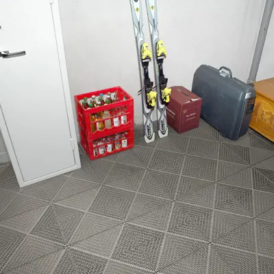 Bergo_Flooring_Storage_room_Unique_Stonegrey