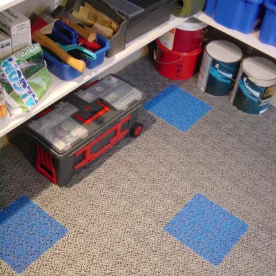 Bergo_Flooring_Storage_room_Royal_Silvergrey_Blue 3